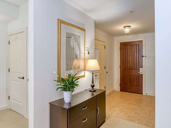 5th image of 945 Registry Blvd #106-L