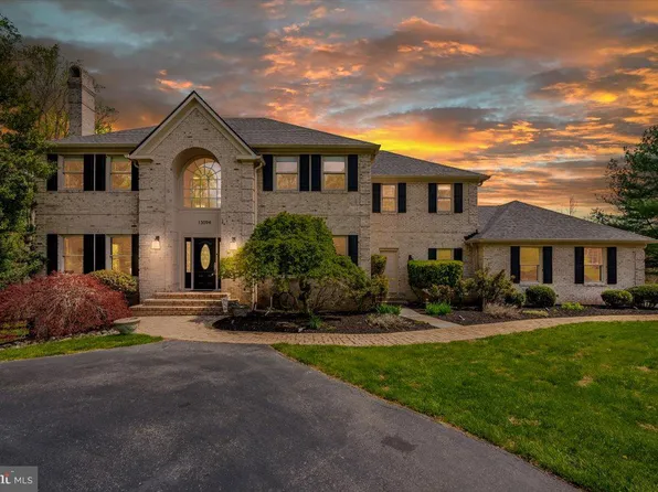 13094 Twelve Hills Rd, Clarksville, MD 21029