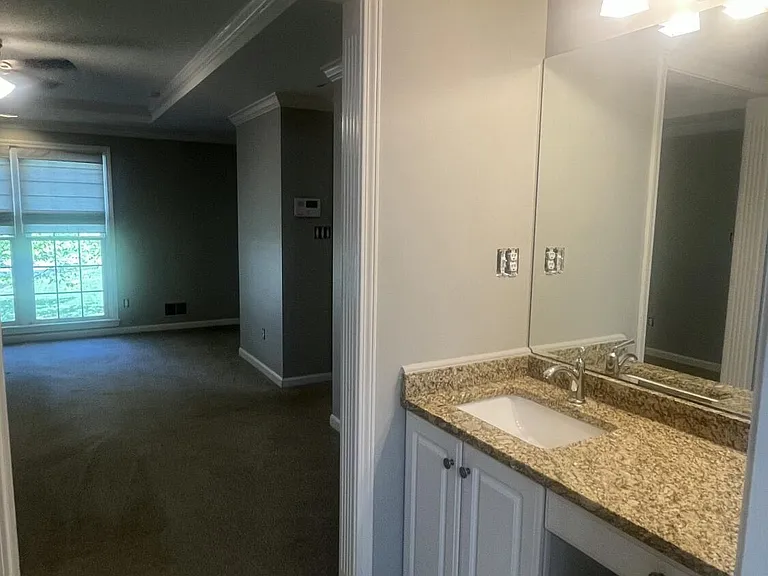 402 Trinity Hills Ln — Photo 16