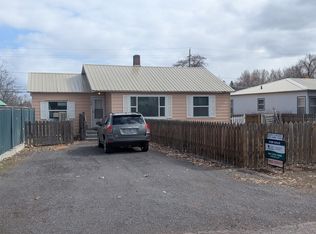 125 N Quincy Ave, Hines, OR 97738