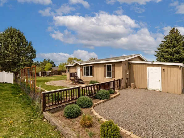 2207 SW 22nd St, Redmond, OR 97756