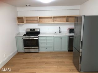 28 Leona Ter, San Francisco, CA 94115