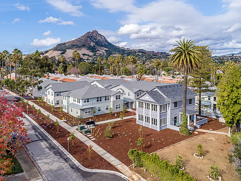 Palomar at SLO — Photo 8