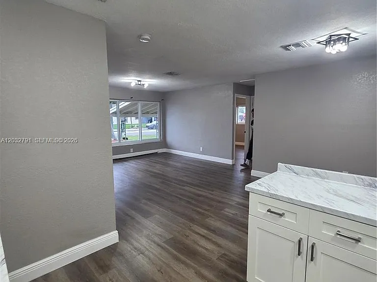 2350 NW 12th Ct — Photo 15