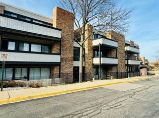 1806 Hemlock Pl APT 109, Schaumburg, IL