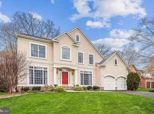 311 Moorefield Rd, Vienna, VA 22180