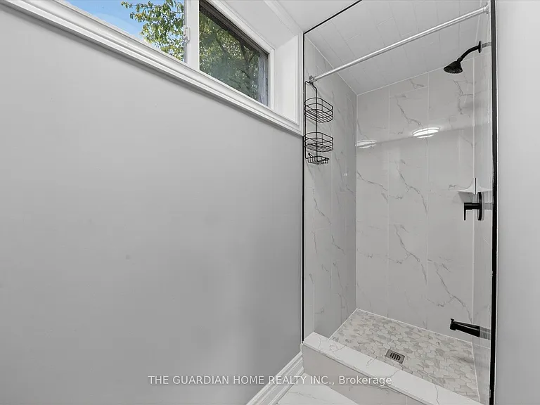 75 Durham St #BASEMENT — Photo 16