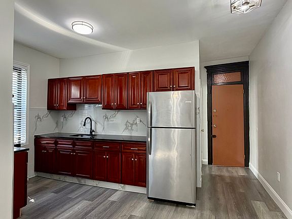 2nd image of 3019 Fort Hamilton Pkwy APT 3F