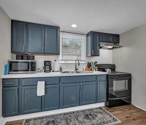 2745 Holmes St #2 — Photo 6