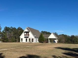 384 Carey Byrd Rd, Carriere, MS 39426