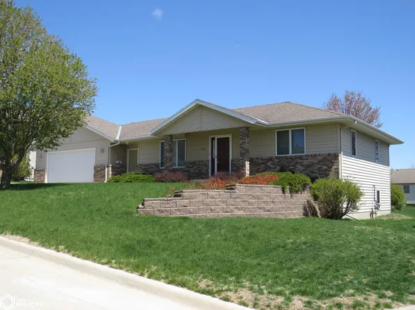 1046 Amy Ave, Carroll, IA 51401