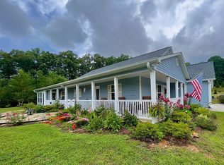 27 Linda Ln, Blue Ridge, GA 30513