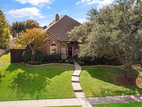 3rd image of 5706 Southampton Dr