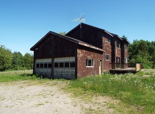 964 Beach Hill Rd, West Glover, VT 05875