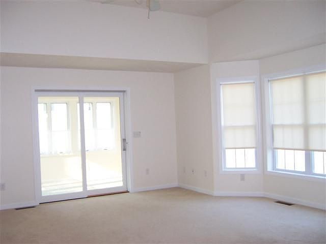 2nd image of 53 Rail Way