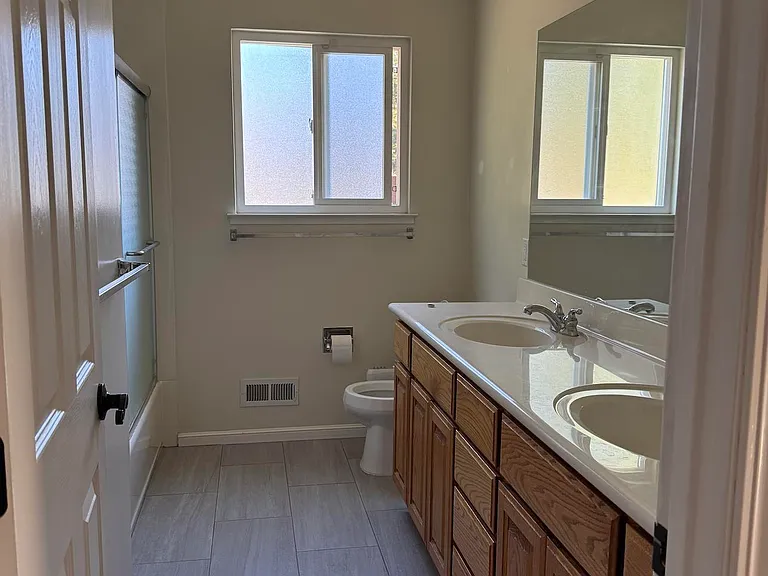 1105 Fair Weather Cir — Photo 31