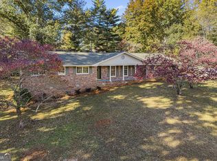 483 Rollingwood Dr, Stone Mountain, GA 30087