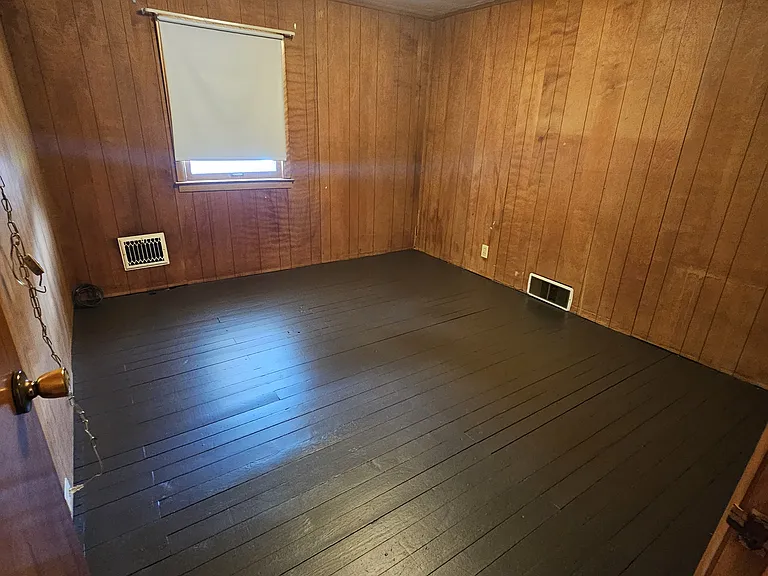 215 Matta Ave — Photo 3
