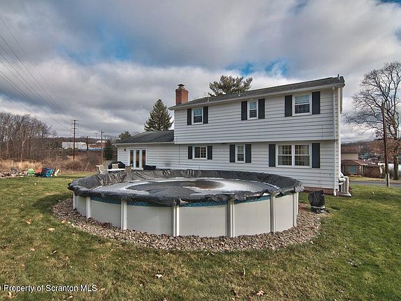 5th image of 16 Lakeside Dr #L