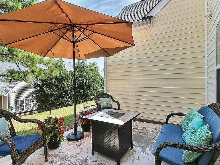2292 Hanover Ct — Photo 24