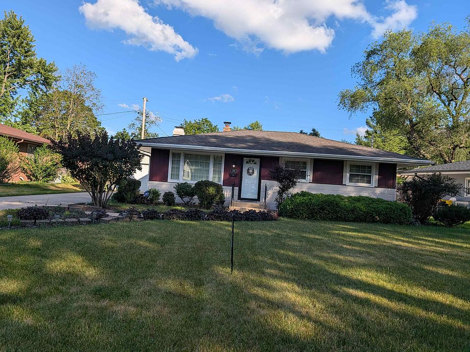 1st image of 2310 Winnetka Dr