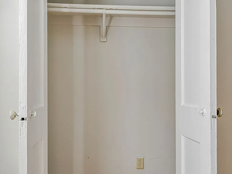 5700 Washington Blvd — Photo 10