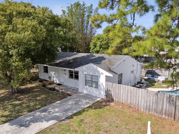 4481 Nicia Way, Greenacres, FL 33463