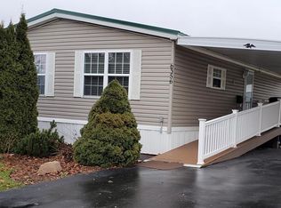 6356 Lambert St, Victor, NY 14564