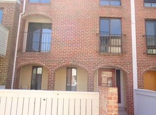 9821 Brassie Way, Gaithersburg, MD