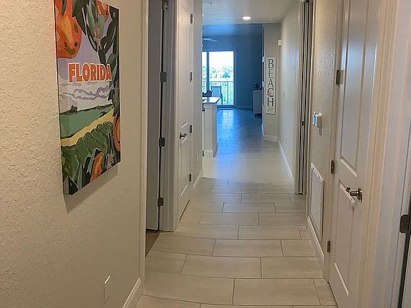 3rd image of 4 Riverwalk Dr #503