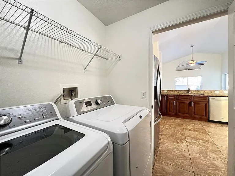 2859 Blooming Alamanda Loop — Photo 32