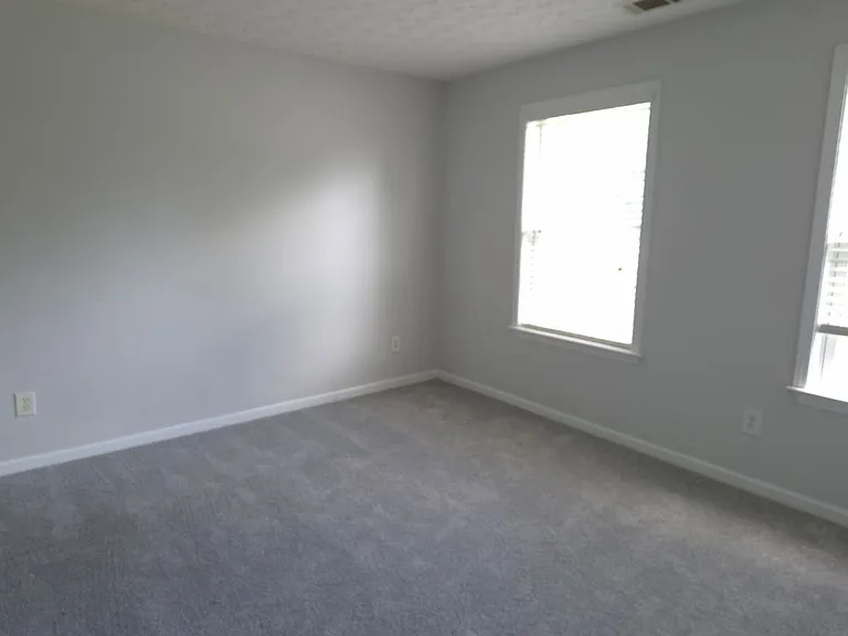 3458 Hill Pond Dr — Photo 14