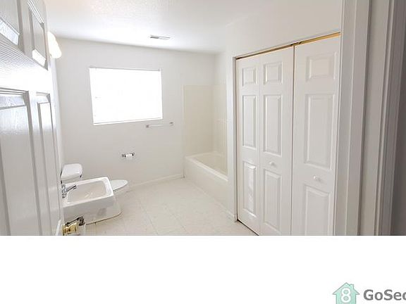4th image of 2228 Country View Dr #2213