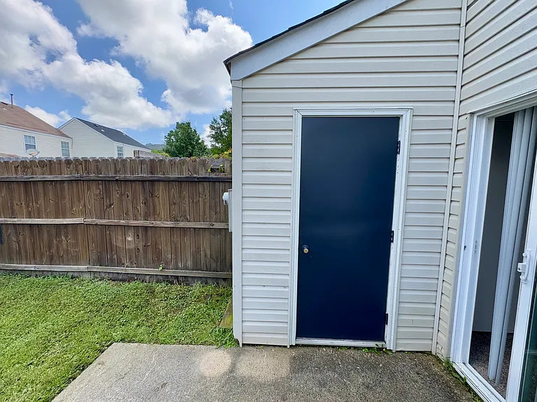 3210 Forest Green Dr — Photo 20