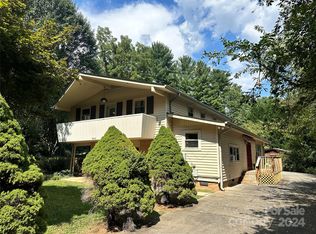 231 Balsam Rd, Hendersonville, NC 28792