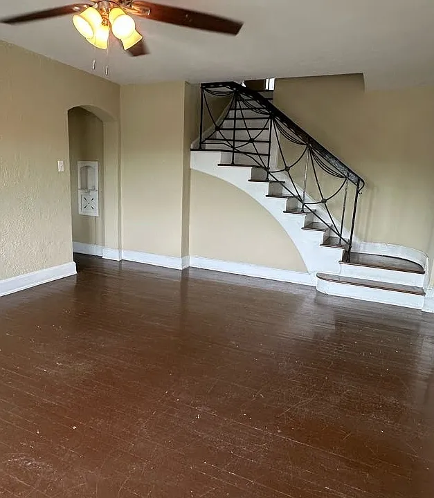 155 W River Streetsuite E #4