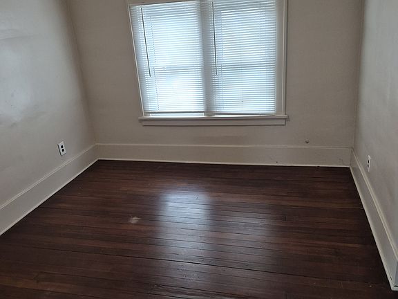 5th image of 359 S Wagner Rd
