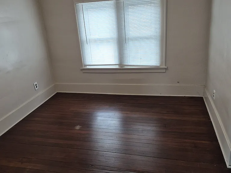 359 S Wagner Rd — Photo 5