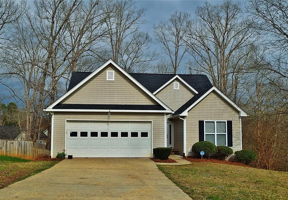 1st image of 953 Charleston Ct