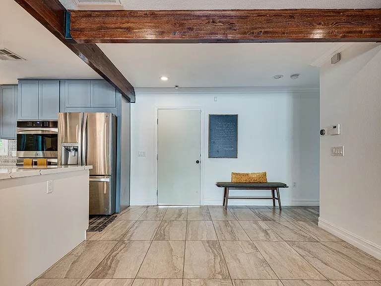 1321 S 7th St — Photo 17