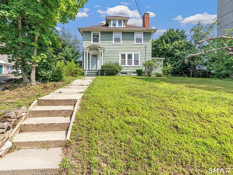 170 Huntington Tpke — Photo 2
