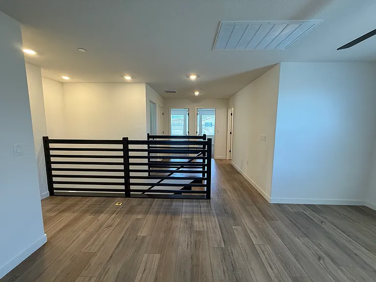 4529 Deer Point Ct — Photo 12
