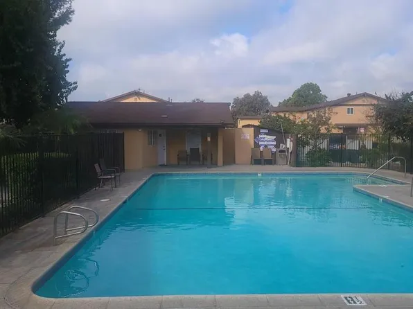 12301-3 Runnymede St, North Hollywood, CA 91605