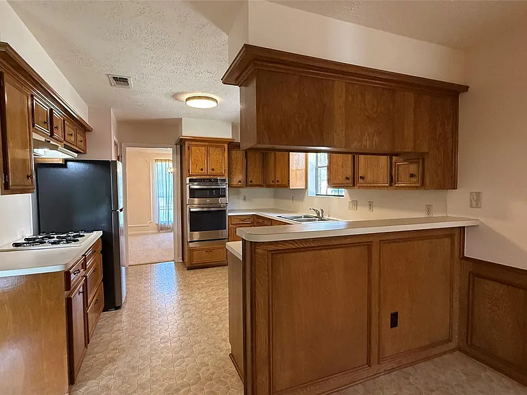 6223 Denmark Dr — Photo 8