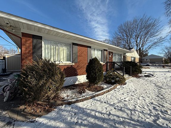 2nd image of 1171 Checkers Rd #B