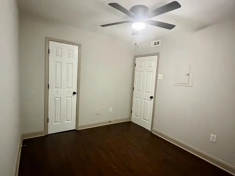Unit Photo