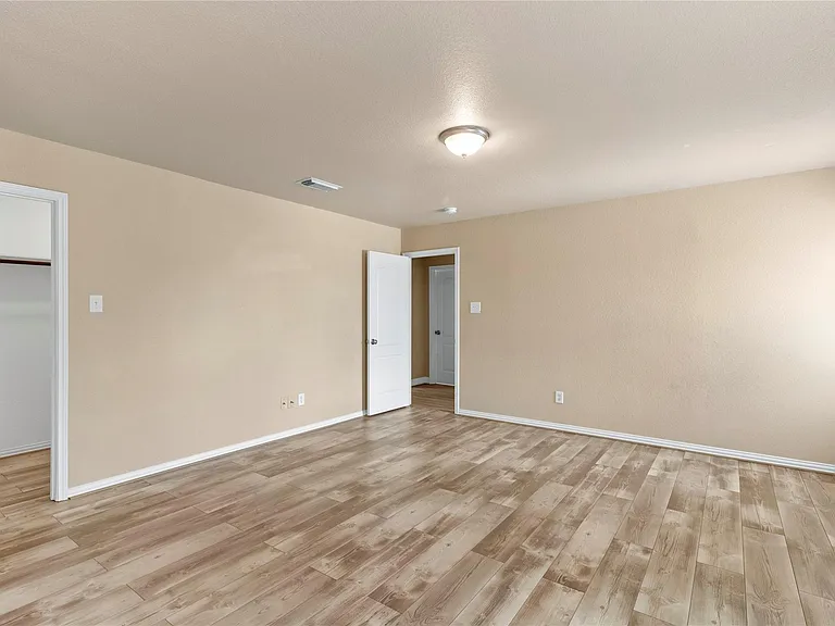 3611 Robwood Ct — Photo 12