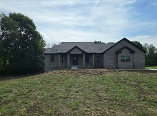 2265 Equestrian Trail Dr, METAMORA, MI 48455