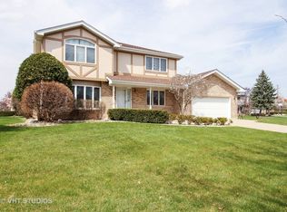 8342 163rd St, Tinley Park, IL 60477