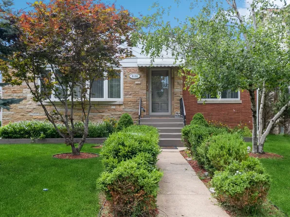 8132 N Odell Ave, Niles, IL 60714